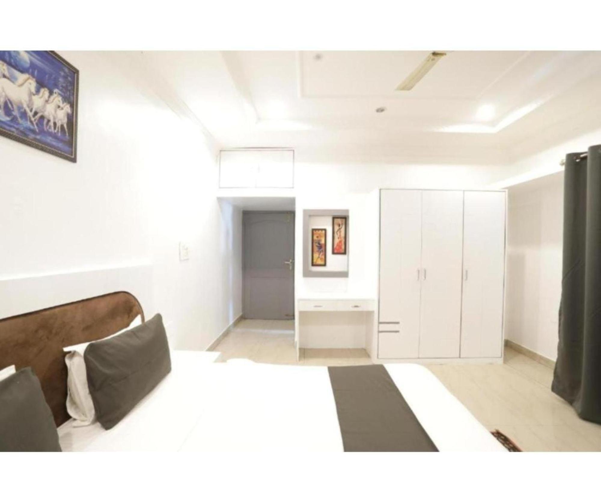 Day S Inn Luxury Stay Near Care Hospital In Budget Friendly Price Best Seller Bhubaneswar Luaran gambar